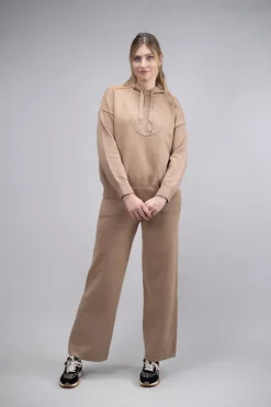 Femme Harcour Pretty Sweat