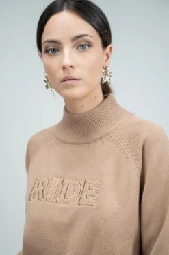 Femme Harcour Swap Pull