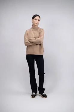 Femme Harcour Swap Pull